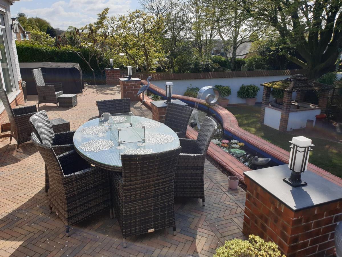 Best Area Close To Leeds Centre Exterior photo